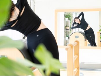 ピラティスルーム(Pilates Room)の写真/【姿勢改善でボディラインに差が出る！】骨盤や背骨を整えて、しなやかで美しいボディラインに♪