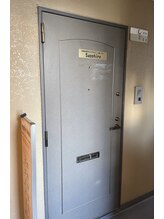 サファイア(sapphire)/当店の入り口です★