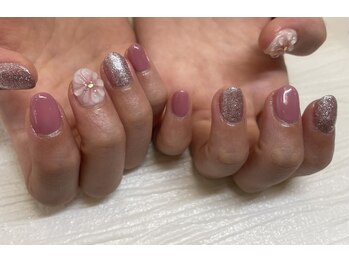 ネイルギャラリーアヴァン(NAIL GALLERY Avant)/ぷっくりお花アート