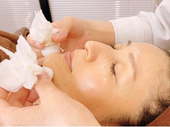 エステティックセラピー プレマ(PREMA)の写真/本気でシミしわ改善をしたい方の専門サロン★目の下くぼみタルミ小じわ改善&ツヤ肌→体験後、驚きます☆☆