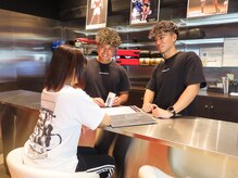 マッスルジム 中野店の雰囲気（理想を実現させる為丁寧にご希望を伺いカウンセリングいたします）
