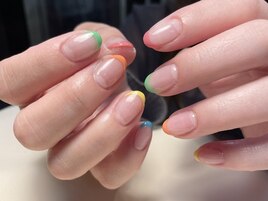 カラフルフレンチ ネイル 国立