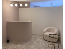 ルル(RURU)の雰囲気(広々とした店内)