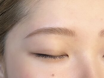 ビヨウジョ シスコ(biyoujyo CISCO)/ハリウッドブロウリフト