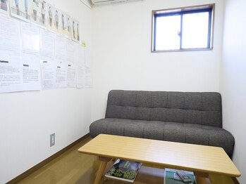 はしもと鍼灸整骨院/待合室
