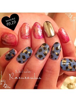 ラナンキュラス(Ranunculus)/個性派☆アシンメトリー