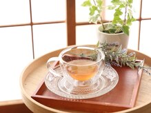 スゥー(ZZZ...)/【3】ウェルカムドリンク