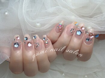 ユミ(Yumi)の写真/【多彩なデザインにあなた好みのパーツをつけ放題★】あなただけの特別なネイルデザインを作りましょう♪