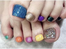アリイネイルズ(ALII Nails)/カラフルフットネイル