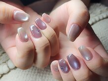 ミリ(mili)の雰囲気（ちゅるんカラーのマグネットジェル豊富に取り揃えております♪）