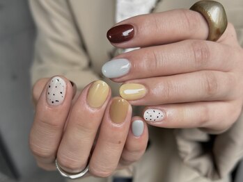 アイネイルズ 心斎橋店(I-nails)/【Miyuu】ちぐはぐワンカラー