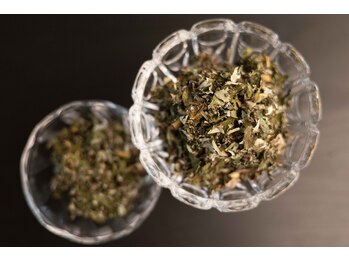 ヨギー アザブジュウバン(YOGGI AZABU10)/純国産無農薬よもぎ使用