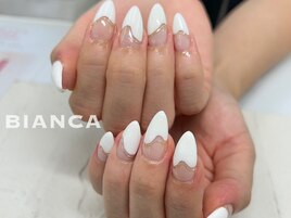 変形フレンチネイル