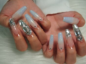 シス(S.I.S)/担当佐藤