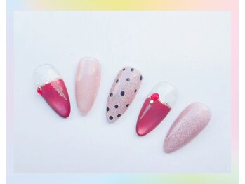 センシー ネイル スタジオ(Sensy Nail Studio)/流行りのハートデザイン