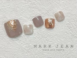 52. ブロンズ　グレー　ネイル