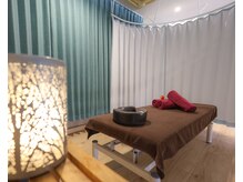 ココカラ(CocoKara)の雰囲気（リラックスしていただける施術空間にしています）