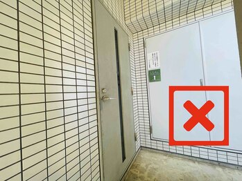 ルルト 町田店/13 階段をのぼってすぐの階は…