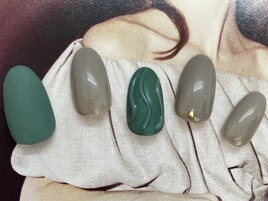 【￥6720】マットグリーン☆