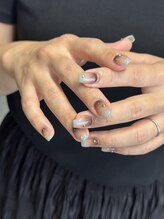 エルムネイルデザイン(elm.naildesign)/水色×ブラウン　相性◎