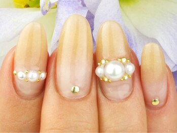 アルーア(Allure)/☆ビジューデザイン