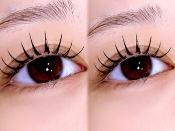 クリエ(CLIE)/話題のLED束感まつ毛