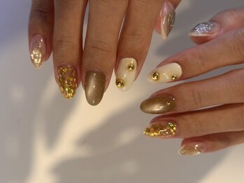 アオアオ(AOAO)の写真/シンプルから個性的なニュアンスネイルまで幅広くデザイン選択OK！カラー/パーツの変更が可能です。