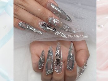 ピオミエルネイル 新宿(pio miel nail)/スモーキーグレー×ロゴアート