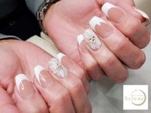 ネイルサロンセレーネ(Selene)の雰囲気（王道フレンチネイル☆ワンポイントフラワーデザインも可愛い！）