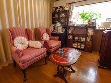 ゆいまーるはうすの雰囲気（カウンセリングや施術後もいろいろお話しできる空間もあります！）