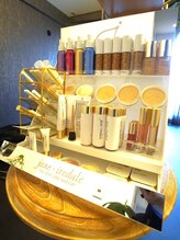 カルムファルコン(calmファルコン)/ミネラル化粧品