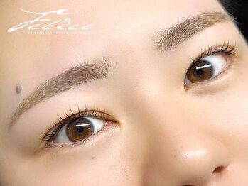 フェリーチェ(Felice)/まつパカール＆平行アーチ眉Wax