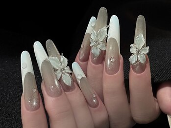 オーラムネイル(Aurum Nail ）)の写真/【ハンド★つけ放題￥6980～】持ち込みデザイン大歓迎！個性が際立つ指先で周囲の視線を独り占め♪