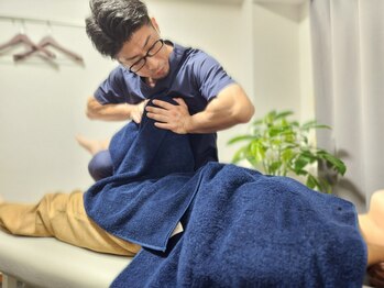 ヘルックの写真/骨盤の歪み・反り腰を整え、腰がラクでぽっこりお腹も目立ちにくい姿勢へ