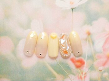 ネイルサロン シャンティー(NailSalon Shanti)の写真/≪大人女性のためのネイルサロン≫爪に優しいパラジェルがお勧め◎お洒落デザインでワンランク上の指先に*