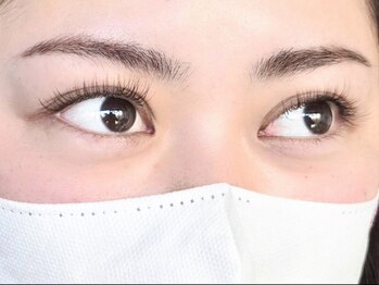 ボディキュア(BODYQA)の写真/【話題の新技術◆LEDマツエク導入サロン】抜群の持続力◎直後に洗顔・入浴OK！フラットカラーも豊富です♪