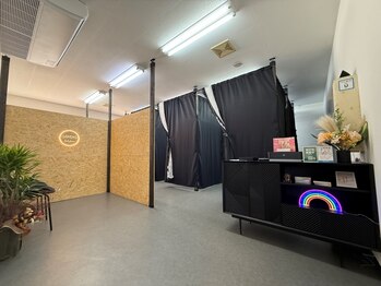 ウアココ セカンドプレイス(UAKOKO 2nd place)の写真/《目元にぴったりのデザインをご提案》まつげパーマ専門店☆上品かつ可愛い目元を探しましょう♪