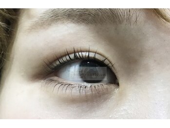 トレヴァーデルチザン 南船場店(Trevor de'rtisan eyelash)/パリジェンヌラッシュリフト