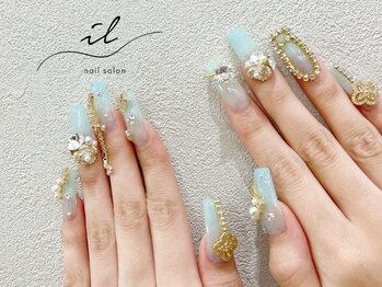 イル 神戸店/透け感ブルー×ゴージャスパーツ