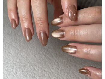 ラフィーナ(RAFFINA)/バイカラーネイル