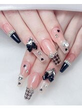 オーラ 関内 伊勢佐木長者町(Aura)/ハート千鳥格、リボン、フレンチ