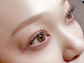 バンビちゃんのお目目 熊本店の写真/《ハリコシビンビン自まつ毛美人に♪お店で機械を使うお得な回数券3回¥18,500》美しい目元を演出☆