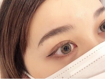 ディアリー(Dearly)の写真/ハリウッドブロウリフト¥6980/眉WAX&眉メイク込☆丁寧な施術の眉毛パーマ♪Dearlyラッシュリフトもおすすめ