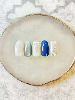 RICHELLE Design Collection