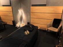 ラニ(Lani)の雰囲気（夜に映える、完全個室の贅沢空間♪）