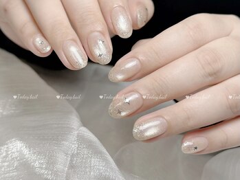 水光マグネットネイル