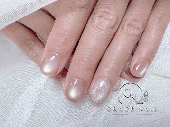 グレースネイル(GRACE NAIL)の写真/上品なマグネットで大人女性にも似合うデザインへ。なりたいを叶えます♪輝く指先に！