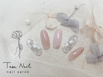 テセネイル(Tese Nail)/キレイめ大人フラワー☆