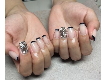 ハズグラスネイル(Haze Grass nail)/フレンチネイル