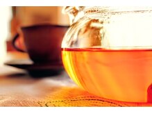 施術後は「若さの秘訣。奇跡のお茶」煮出しルイボスティーでほっこり♪